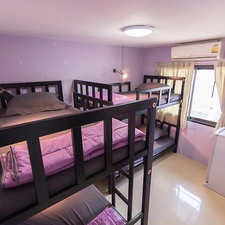 Full Stop. Hostel Patong Dış mekan fotoğraf
