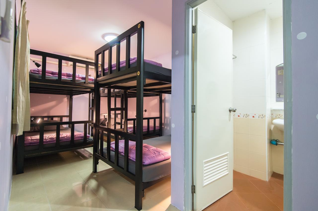 Full Stop. Hostel Patong Dış mekan fotoğraf