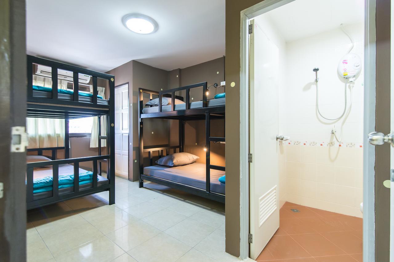 Full Stop. Hostel Patong Dış mekan fotoğraf