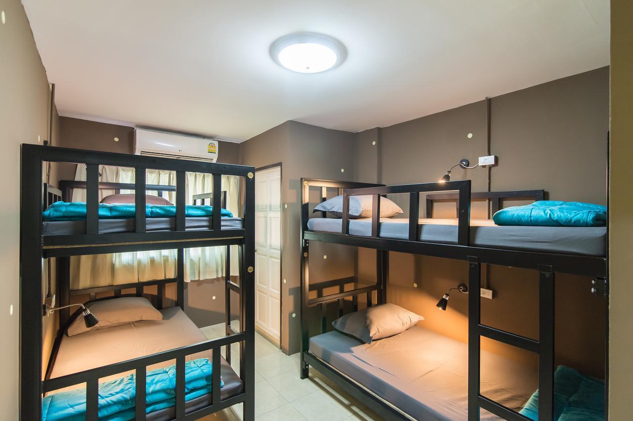 Full Stop. Hostel Patong Dış mekan fotoğraf